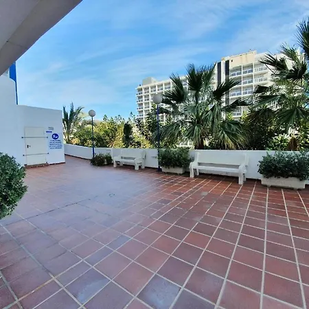 Con Parking Con Piscina Junto A La Playa * Benalmádena